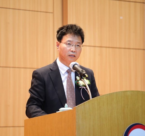 김용래 제27대 특허청장이 취임했다.