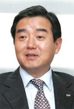 김윤 한일경제협회 회장은 “경제인들이 앞장 서 성과를 내자”고 강조했다.