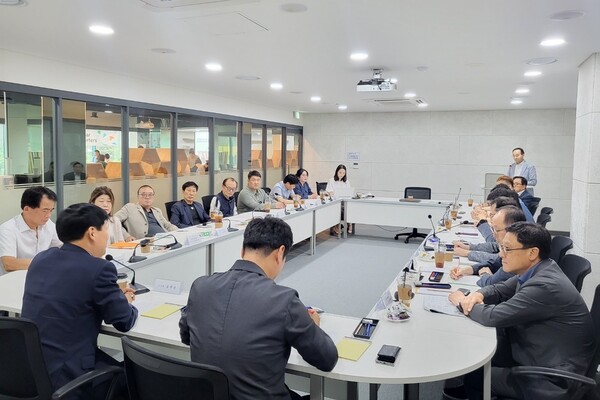 부산TP는 신발·섬유산업 소상공인 현장간담회를 개최했다.