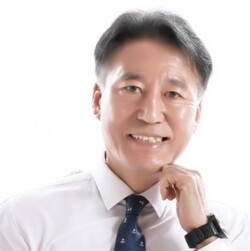 73% 이상 득표를 거머쥔 정왕기 신임 한국전기기술인협회 경남도회장.