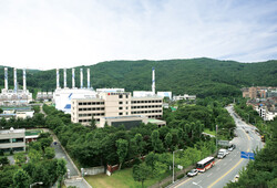 한국지역난방공사(분당 본사사옥 사진)가 3월1일부터 ’24년도 효율향상 지원사업 신청 접수받는다. 에너지절약을 위해서다.